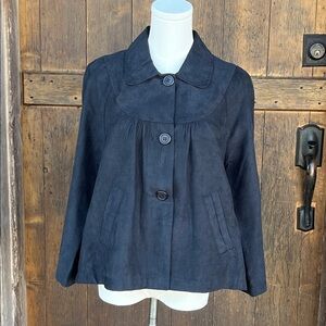 Black size Medium Lemon Grass washable suede cropped jacket. Baby doll style.
